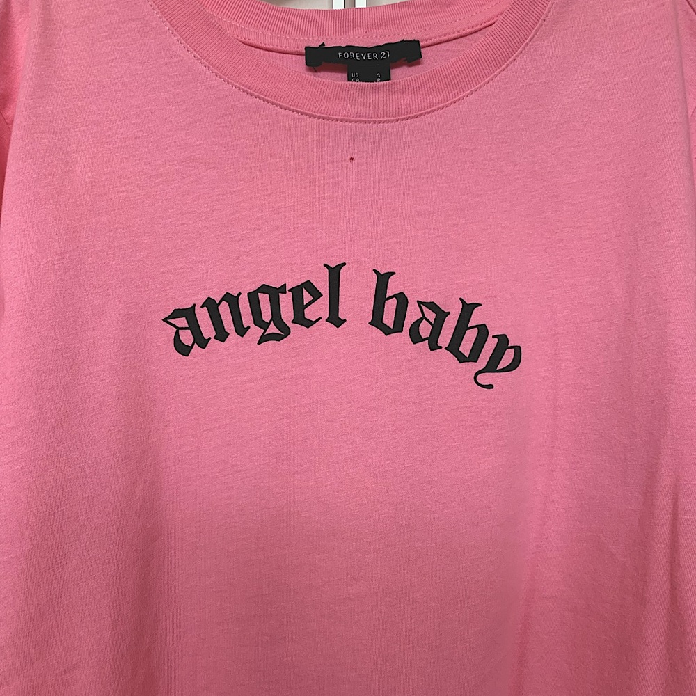 FOREVER 21 ‘ANGEL BABY’ GRAPHIC TEE